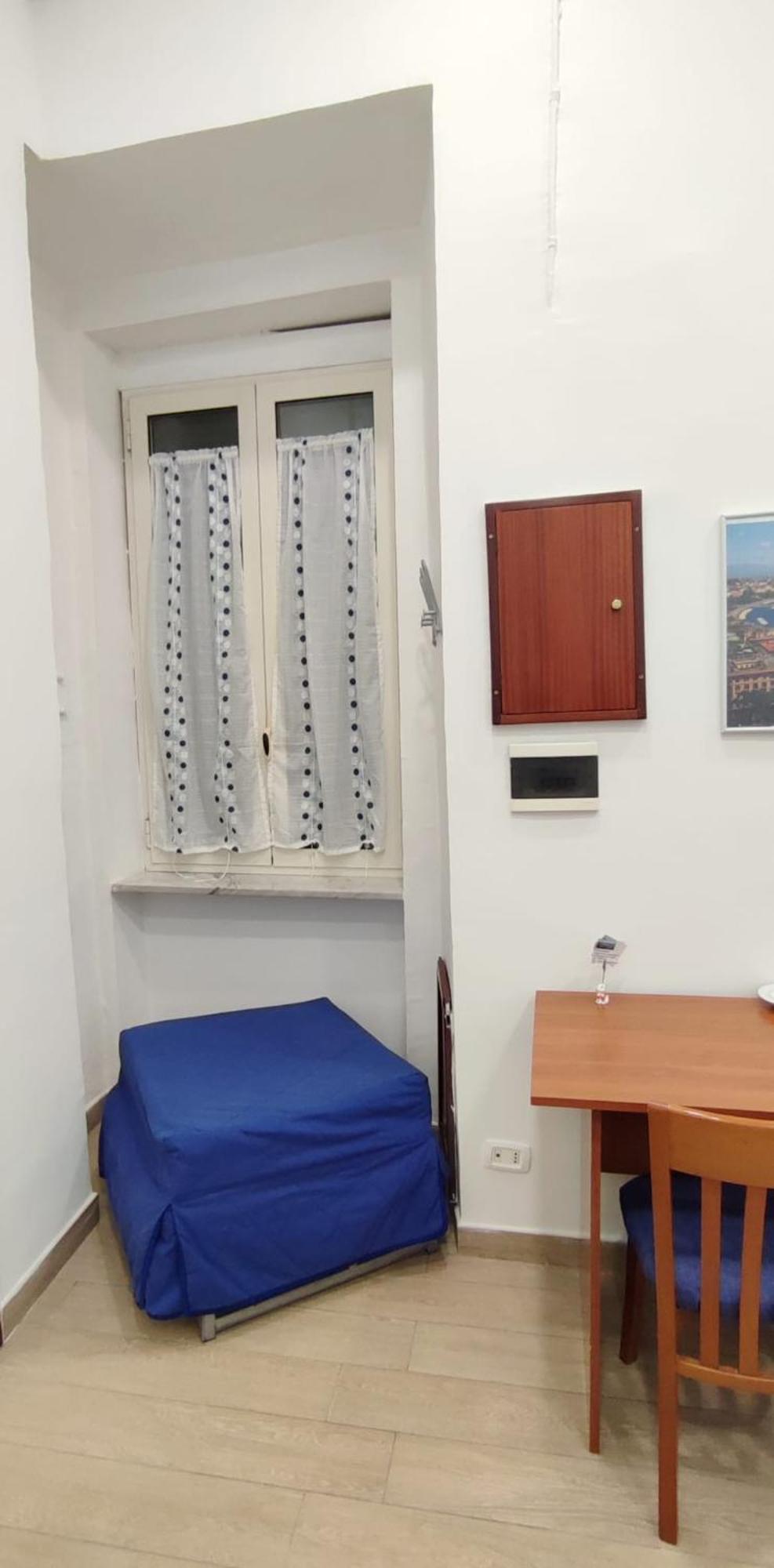 Casa Vacanze Napoli Centro Carmen & Sara Екстериор снимка
