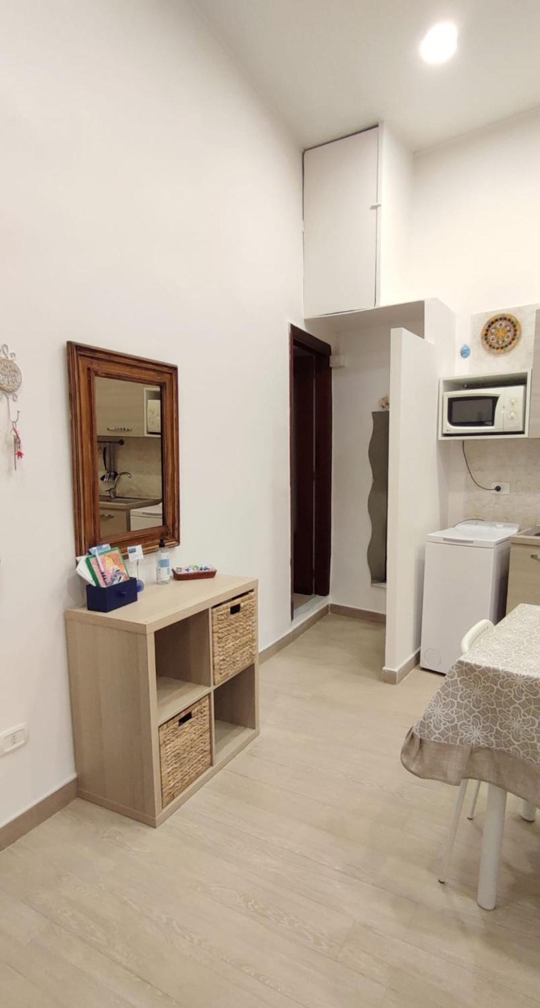Casa Vacanze Napoli Centro Carmen & Sara Екстериор снимка